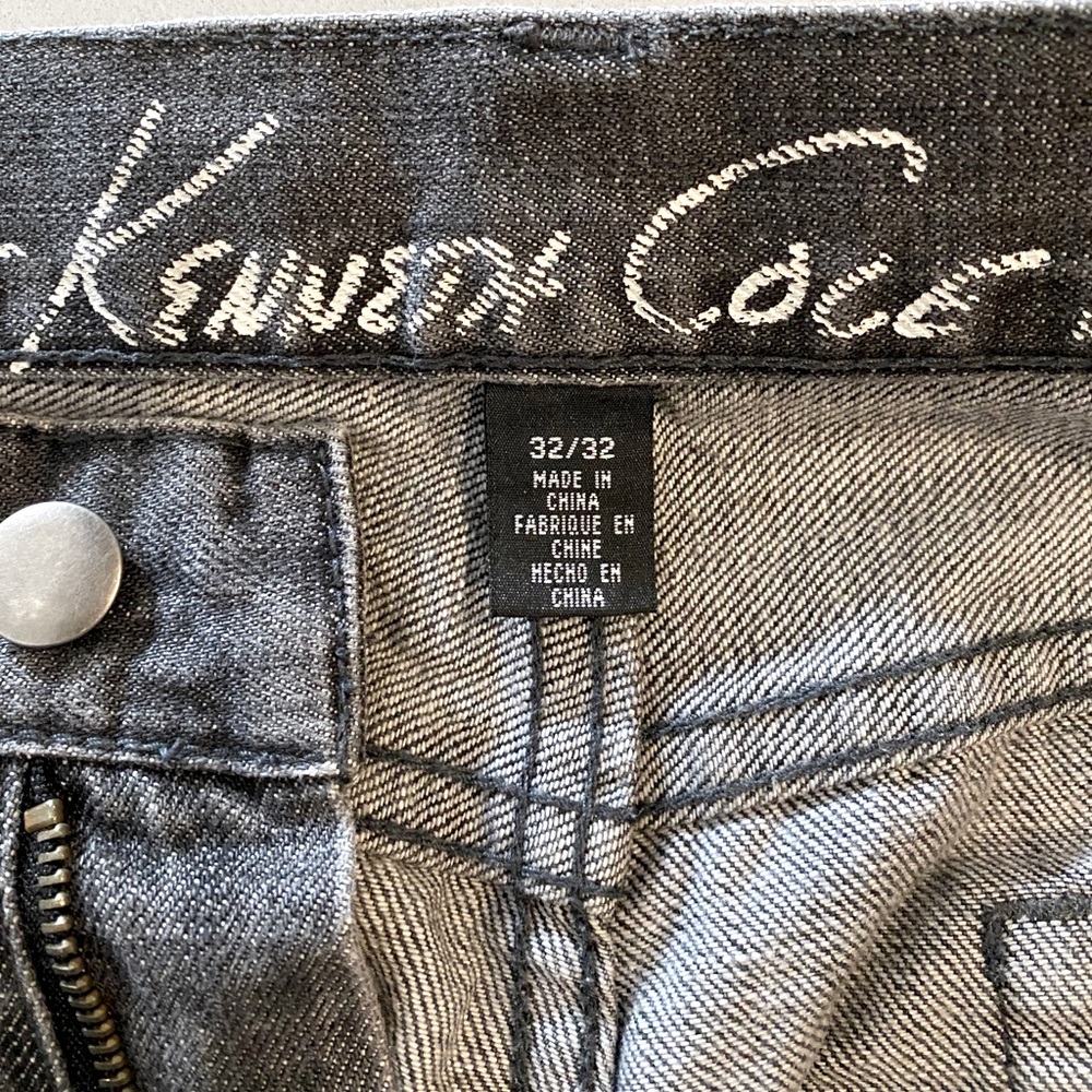 Jean - Silver in Color